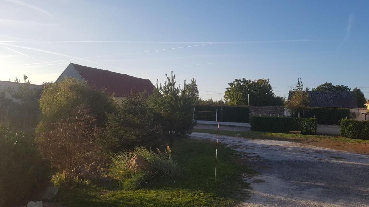 Holiday Centrum Žatec Zewnętrze zdjęcie