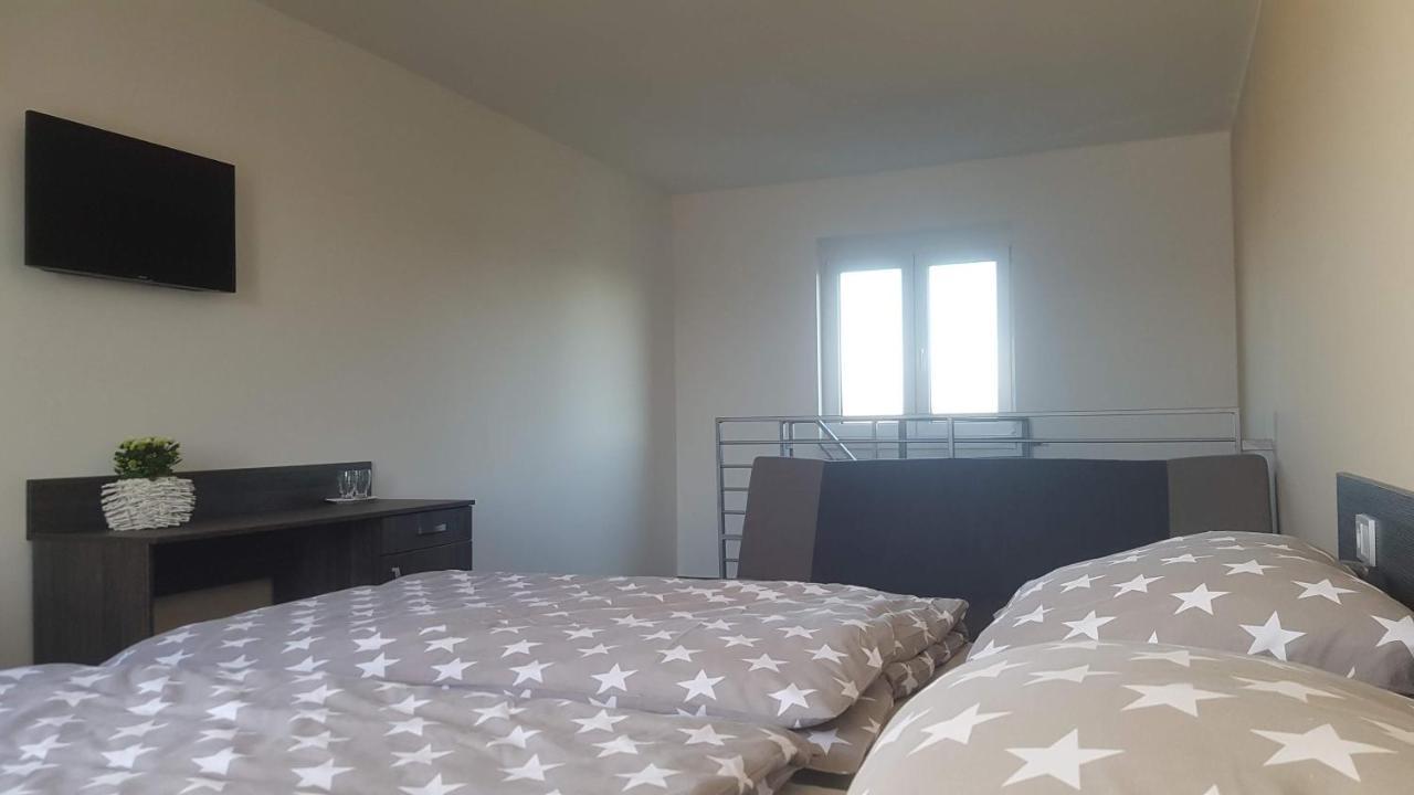 Holiday Centrum Žatec Zewnętrze zdjęcie
